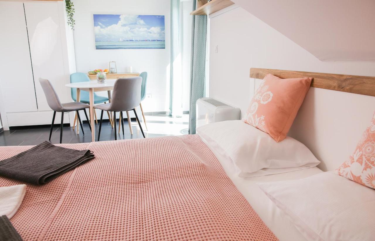 Balkon Apartmanhaz Panzio Balatonfüred Zewnętrze zdjęcie