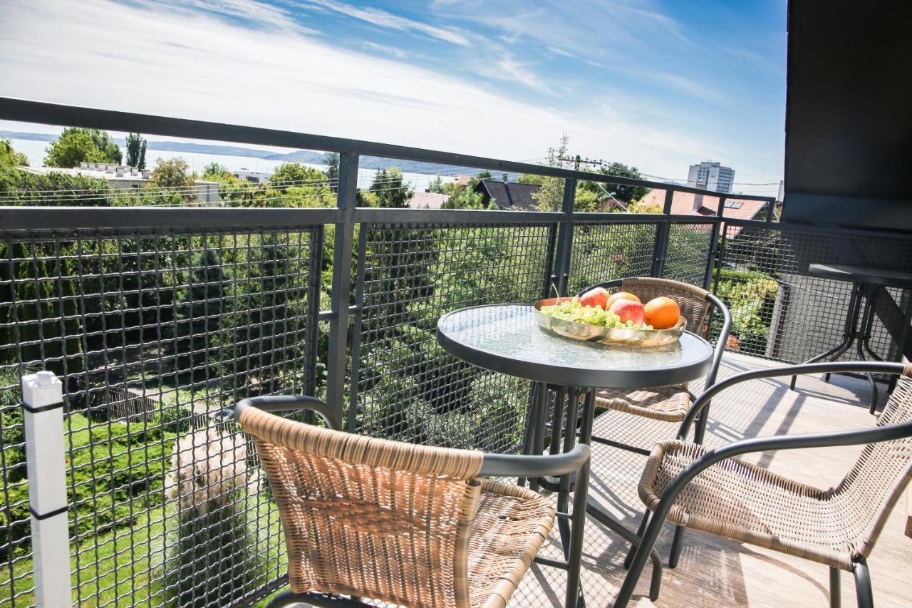 Balkon Apartmanhaz Panzio Balatonfüred Zewnętrze zdjęcie