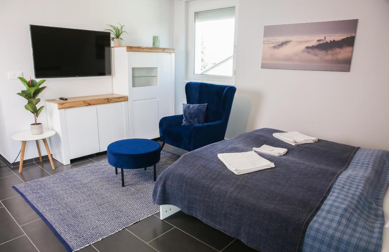 Balkon Apartmanhaz Panzio Balatonfüred Zewnętrze zdjęcie