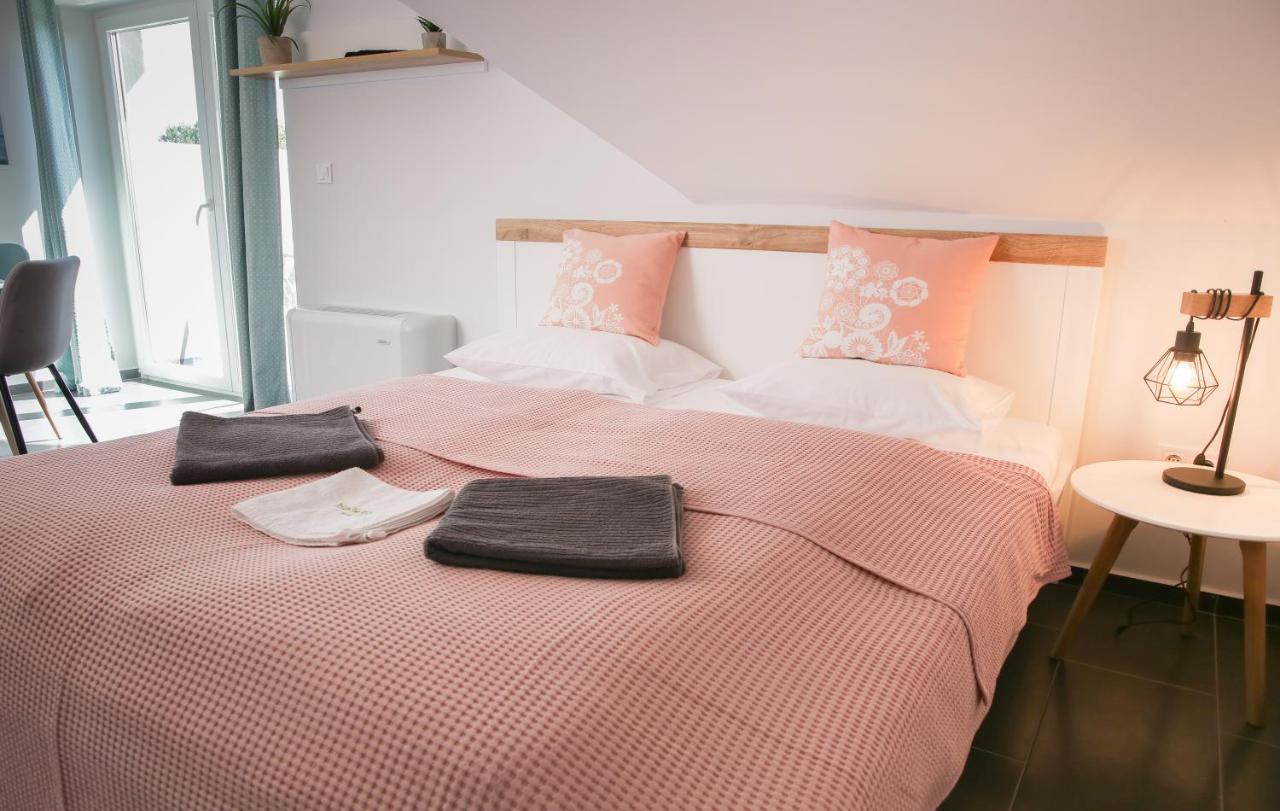 Balkon Apartmanhaz Panzio Balatonfüred Zewnętrze zdjęcie
