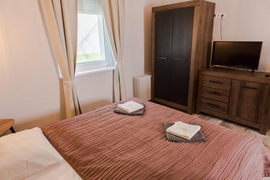 Balkon Apartmanhaz Panzio Balatonfüred Zewnętrze zdjęcie