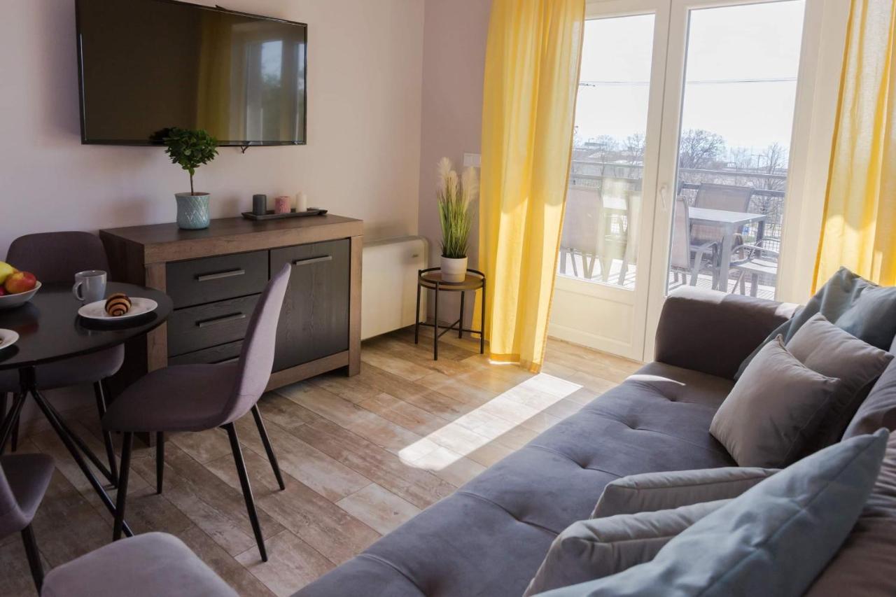 Balkon Apartmanhaz Panzio Balatonfüred Zewnętrze zdjęcie