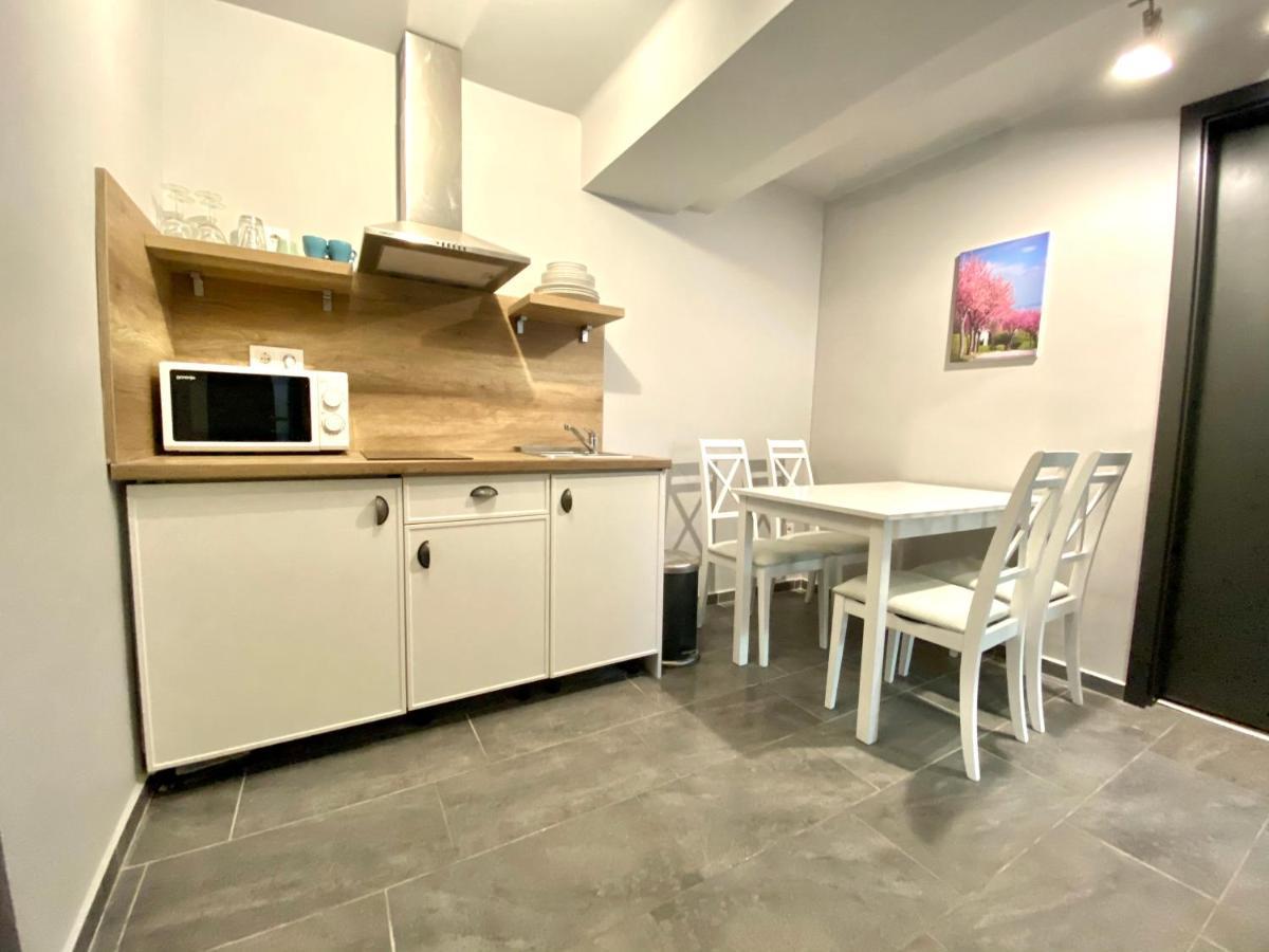Balkon Apartmanhaz Panzio Balatonfüred Zewnętrze zdjęcie