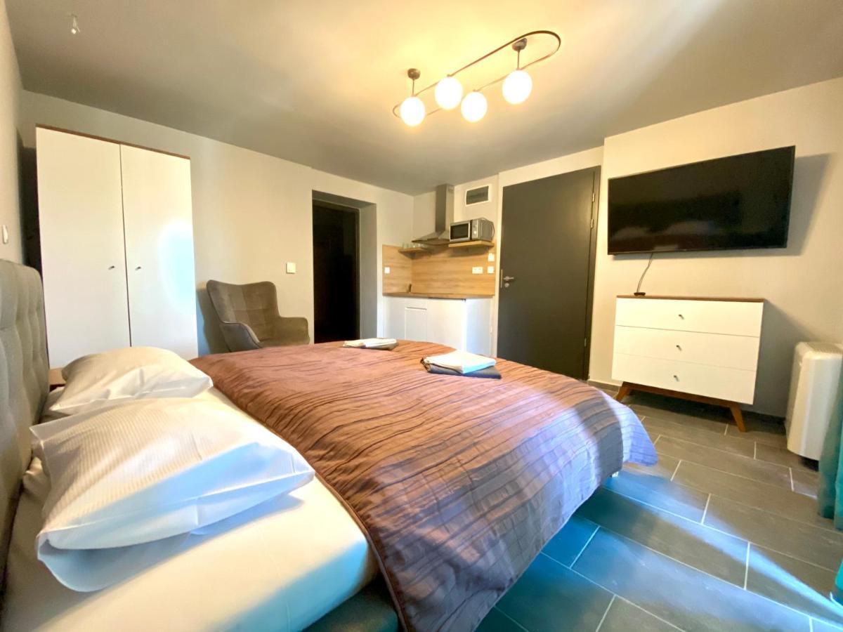 Balkon Apartmanhaz Panzio Balatonfüred Zewnętrze zdjęcie